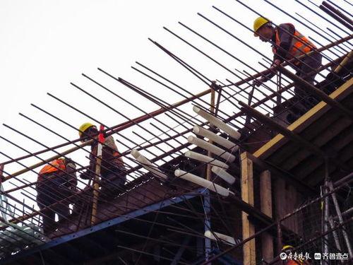 施工中,打造未来建筑新篇章